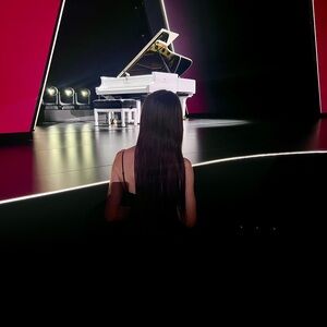 Meet your Posher, Alexis